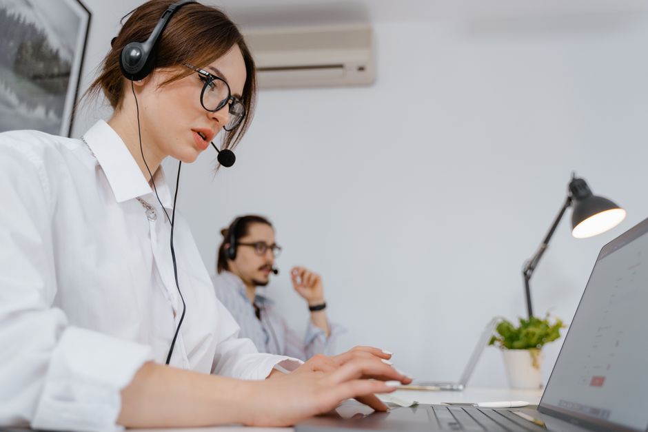 How to manage virtual assistants