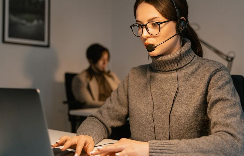 Virtual assistant for business expansion